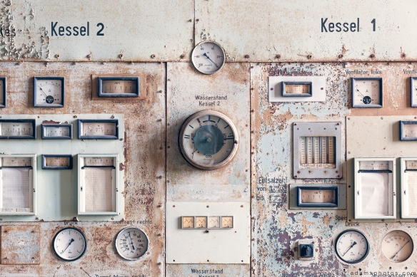 Kessel Boiler controls detail Kraftwerk Plessa Urbex Powerplant Germany Adam X Urban Exploration Access 2016 Abandoned decay lost forgotten derelict location